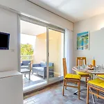 Lägenhet Port De La Gavine-27 By Interhome Hyères
